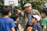 「「ボールの音がうるさい」公園でおじさんに監視される小4息子の末路。外遊びを奪われた親子が直面した“まさかの展開”とは」の画像1