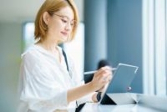 彼のスマホにしつこい着信が…出てみると「パパ！すぐに来て！」の絶叫が。その理由は…／恋愛人気記事BEST