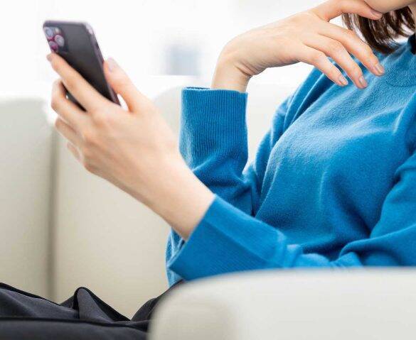 彼のスマホにしつこい着信が…出てみると「パパ！すぐに来て！」の絶叫が。その理由は…／恋愛人気記事BEST