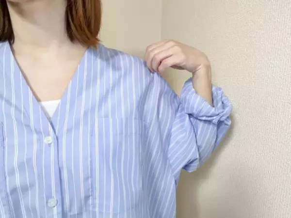 「「ありそうでなかった！」無印良品の1490円インナー“大きめ汗取りパッド”が心強い」の画像