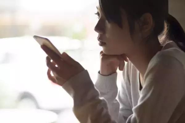 ワンピースは必ず「着てから買う」！ 試着なしで買って「OKな服」「失敗しやすい服」の“大きな違い”