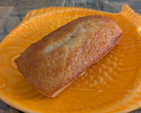 セブンイレブン、レジ横の「焼き立てパン」はヒットなるか？ドーナツは撤退も…5000店に拡大の計画も