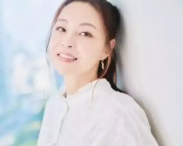 「50歳・インリン、美ボディを支える“意外な簡単習慣”を明かす「本気でやると汗かくんですよ」」の画像