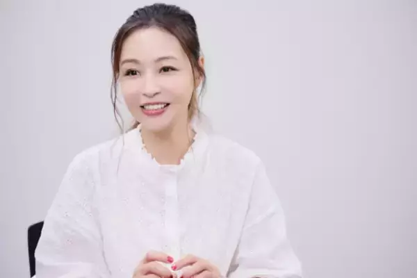 「50歳・インリン、美ボディを支える“意外な簡単習慣”を明かす「本気でやると汗かくんですよ」」の画像