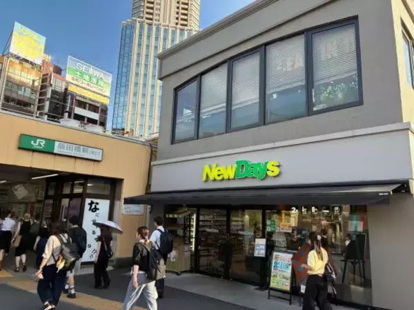 駅コンビニでの“ちょい飲み”がコスパ最強すぎた！ ビールサーバーに充実おつまみ「もう居酒屋には戻れない」