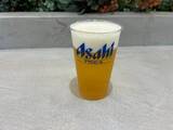 「駅コンビニでの“ちょい飲み”がコスパ最強すぎた！ 生ビールサーバーに充実おつまみ「もう居酒屋には戻れない」」の画像12
