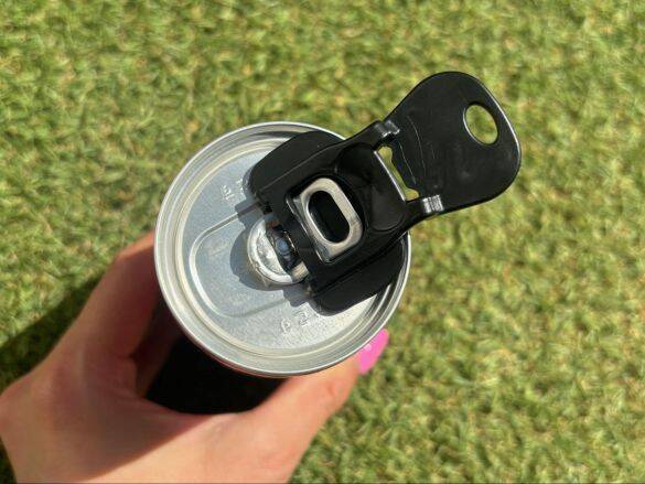 「考えた人、天才！」セリアの“缶ラク開けマーカー”が優秀すぎた。ただ開けるだけじゃない“一石三鳥”の機能とは