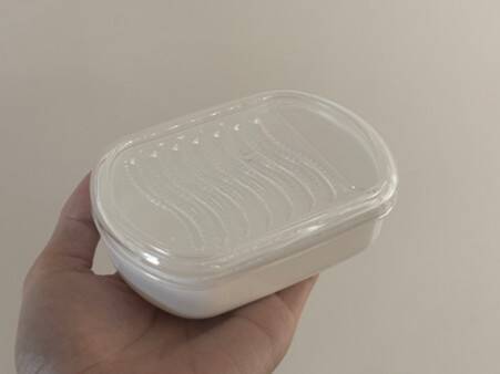 「もっと早く知りたかった…」小さくなった石けんのイライラ、100均グッズが解決。ダイソーの“削る”発想に感激