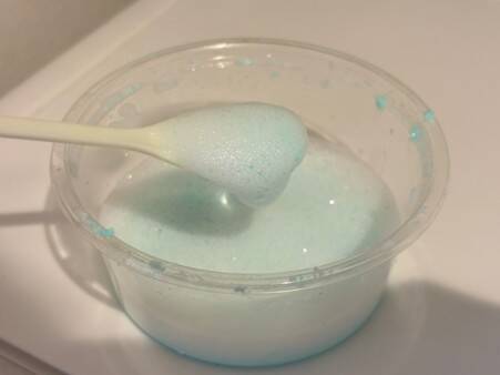 「もっと早く知りたかった…」小さくなった石けんのイライラ、100均グッズが解決。ダイソーの“削る”発想に感激