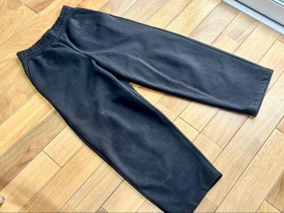 “色あせた黒い服”捨てるの待って！ネットで話題の「洗うだけで黒が復活するシート」をガチ検証した結果