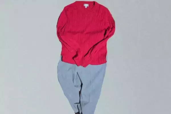 ラクでかわいい「メンズニット」が女性に人気。体型カバーのはずが“だらしなく見える人”の共通点とは