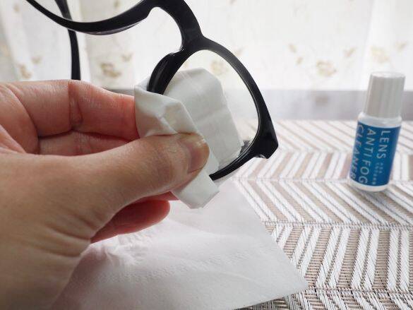 ダイソー「メガネのくもり止め」3商品を徹底比較！ペン型、液体、クロスタイプ…全部使ってわかったこと