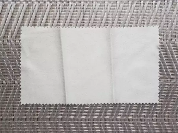 「ダイソー「メガネのくもり止め」3商品を徹底比較！ペン型、液体、クロスタイプ…全部使ってわかったこと」の画像