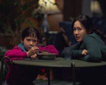 過去に執着する男たちの滑稽さ…イ・ビョンホンが死んだ目で語る「資本主義への皮肉」に宇垣美里が感じたこと