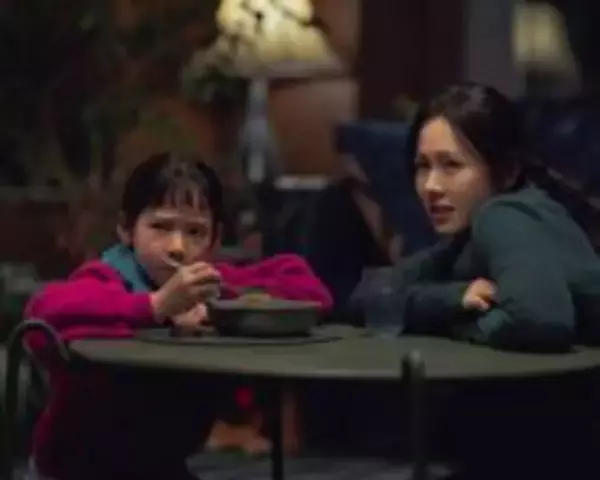 「過去に執着する男たちの滑稽さ…イ・ビョンホンが死んだ目で語る「資本主義への皮肉」に宇垣美里が感じたこと」の画像