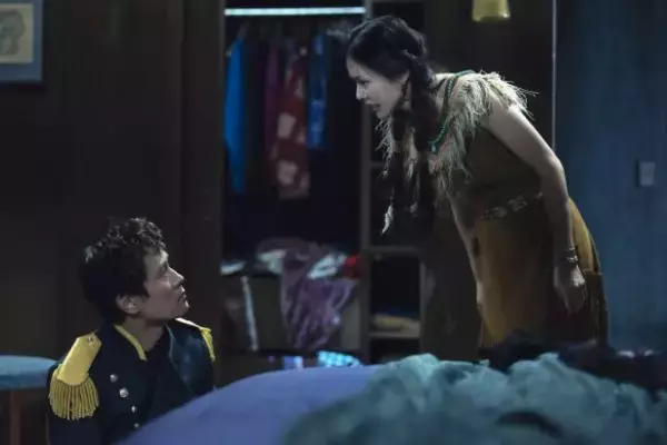 「過去に執着する男たちの滑稽さ…イ・ビョンホンが死んだ目で語る「資本主義への皮肉」に宇垣美里が感じたこと」の画像