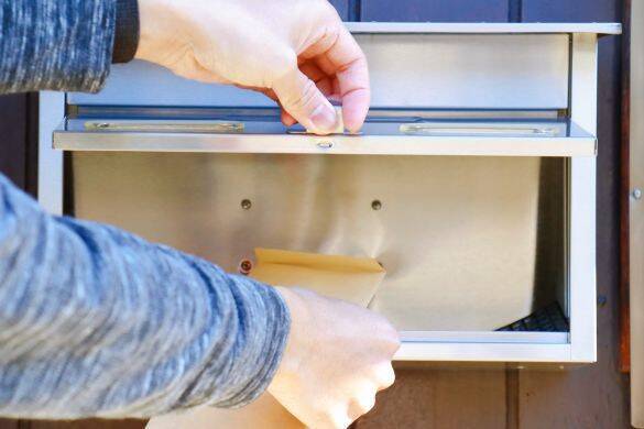 ゴミ捨て場を監視、“お茶会”という名の悪口大会…田舎移住で後悔する50代女性のぼやき「田舎暮らしを楽しもうと思ったのに」