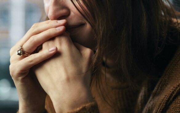 ゴミ捨て場を監視、“お茶会”という名の悪口大会…田舎移住で後悔する50代女性のぼやき「田舎暮らしを楽しもうと思ったのに」