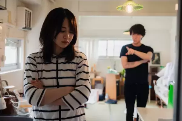 「「決まった時間にメシを用意しろ！」自分勝手な同居の義父を黙らせた“嫁の反撃”が最高／2025 人気記事top5」の画像