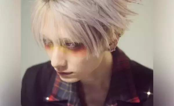 「「父親は“伝説のロックスター”」圧倒的な美貌でSNSを席巻する24歳モデルの正体。実は「親がミュージシャン」の2世タレントたち」の画像