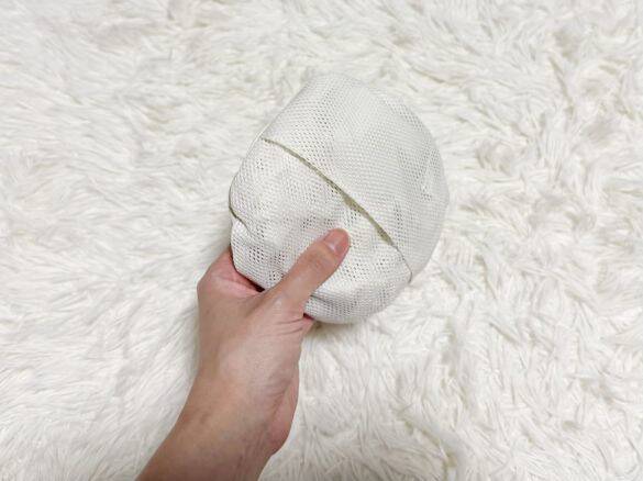 「首の後ろだけ真っ黒…」を阻止！ユニクロの2990円ハット、肩まで覆うシェードがすごい