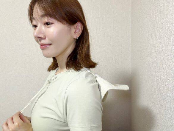 「首の後ろだけ真っ黒…」を阻止！ユニクロの2990円ハット、肩まで覆うシェードがすごい