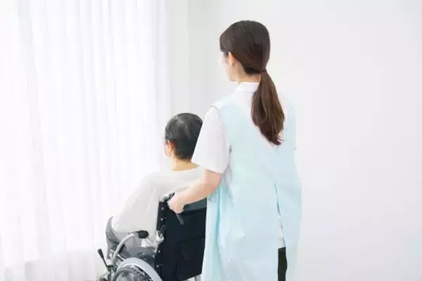 「私たち次男家族を差別する義父母…。娘の絵も侮辱されついにブチギレ！→2年後に訪れた“特大ブーメラン”とは」の画像