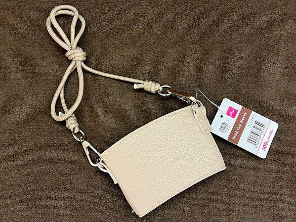 ダイソーの肩がけできる「カップスリーブ」が使える＆オシャレ！330円の割に高見えするワケ