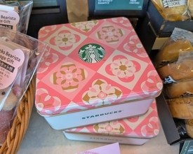 スタバの「2800円クッキー缶」開けたら凄かった！フラペチーノやタンブラーよりも満足度高いかも