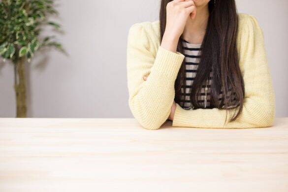 「人間のレジだけにしろ！」セルフレジができなくて怒鳴り散らす男性。現れたシニア女性の“鮮やかな仕草”で空気が一変