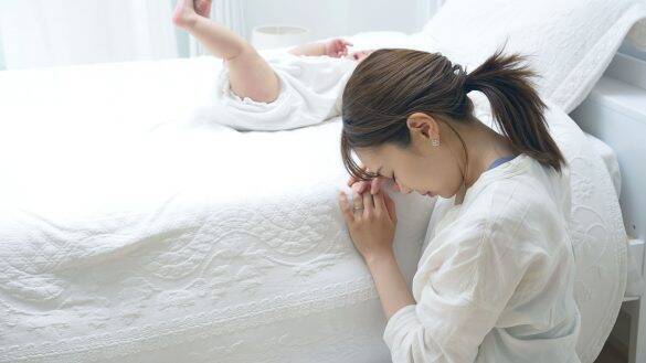 「イヤイヤ期で限界に」母親をやめて海外へ渡った30代女性が語る、追い詰められた“本当の理由”