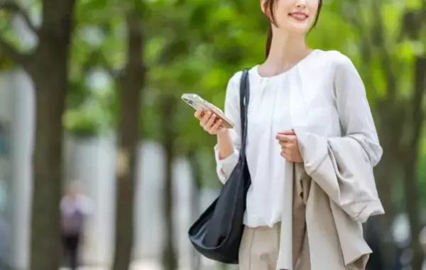 酔った勢いで50代上司とイイ感じになったけど…押し倒された瞬間に気分が萎えたワケ／恋愛人気記事BEST