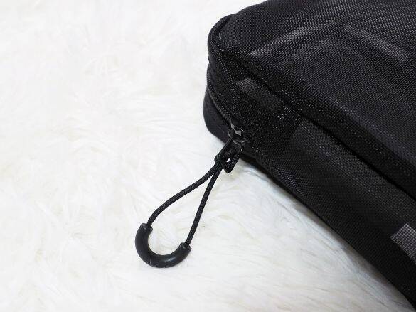 無印良品の星4.8ポーチ、使ってみたら高評価のワケが判明！「シンプルすぎるメッシュポーチだけど…」