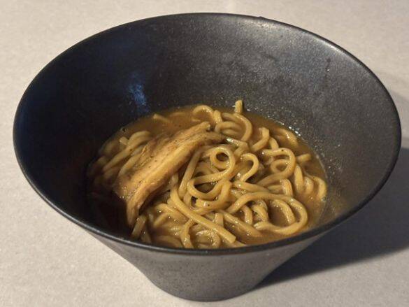 名店の味が“鍋で温めるだけ”で完成。キンレイPremiumの本格ラーメン3品が想像以上だった