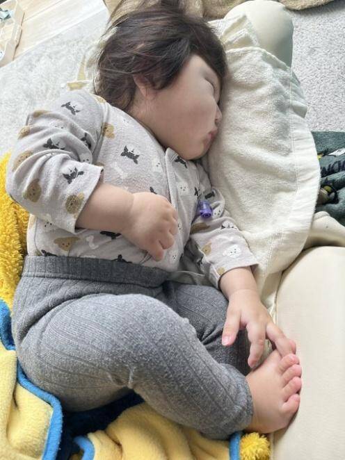 破水かと思ったら大量の血が…「出産時のトラブル」で我が子が“医療的ケア児”に。母親が体験漫画に込めた思いとは