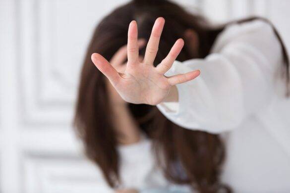 気になる彼と「さんま定食」を食べたら、恋が終わったワケ。“許せないひと言”で再起不能！