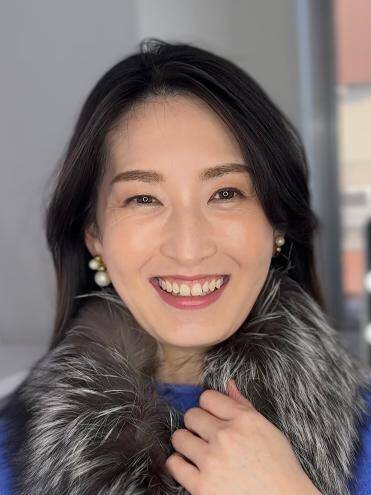 40代「老け見え眉毛」な人がやってる“NGな描き方”3つ。若見え眉毛にするコツとは？