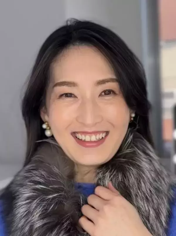 「40代「老け見え眉毛」な人がやってる“NGな描き方”3つ。若見え眉毛にするコツとは？」の画像