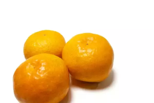 「「知らなきゃもったいない！」おいしいミカンの選び方。“果物のプロ”がこっそり教える「実はでこぼこの方が…」」の画像