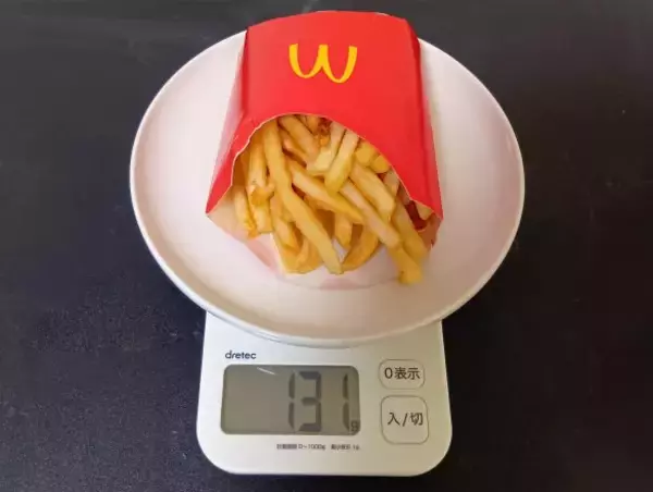 「マクドナルド「ポテトのLとMがほぼ同じ量」噂は本当？ 実際に測った“意外な結果”。モスやバーキンとも比べてみた」の画像