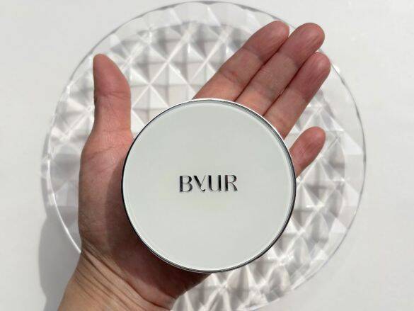 49歳のクマ、シミが消えちゃった！コンシーラーいらずの優秀ファンデに感動した