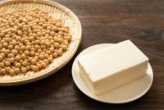 ぐるぐるっと混ぜて冷やすだけ！ 濃厚な生チョコケーキが“豆腐”で作れちゃう。罪悪感ゼロでお腹もスッキリ