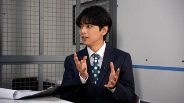 後輩の台頭、トップ人気奪われ、初主演も不発…。15歳デビューの“エリート”アイドルが歩み続ける“敗北の歴史”とは
