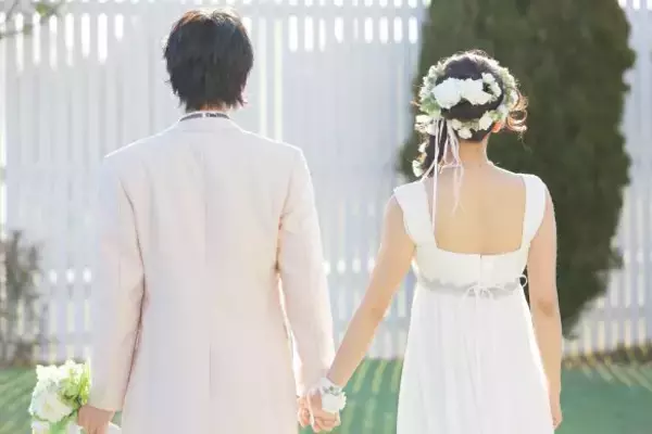 「清楚じゃないと結婚できないの？」岩手県の“婚活BOOK”が炎上したワケ。時代錯誤なアドバイスはいつまで続くのか