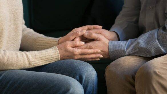 私の不倫に動じない夫。愛がないのかと思っていたら“禁断の癖”が…／結婚人気記事BEST