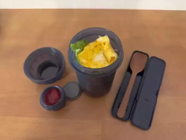 「無印の590円“カプセル形の弁当箱”が使いやすい！ フタに秘密ありの「画期的な機能」に大満足／2025 人気記事top5」の画像