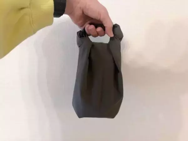 「無印の590円“カプセル形の弁当箱”が使いやすい！ フタに秘密ありの「画期的な機能」に大満足／2025 人気記事top5」の画像