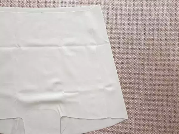 40代ライターが無印良品「シームレスショーツ」を正直レビュー。ひびき＆ずれ上がり問題が1290円でまるっと解決した