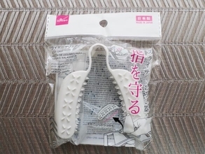 “おろし金で指までおろしちゃいそう”問題が解決！ダイソーの名品で山芋をすってみたら感動