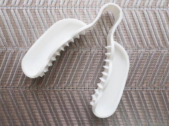 “おろし金で指までおろしちゃいそう”問題が解決！ダイソーの名品で山芋をすってみたら感動